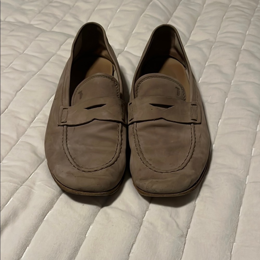 Tod’s Taupe Loafers